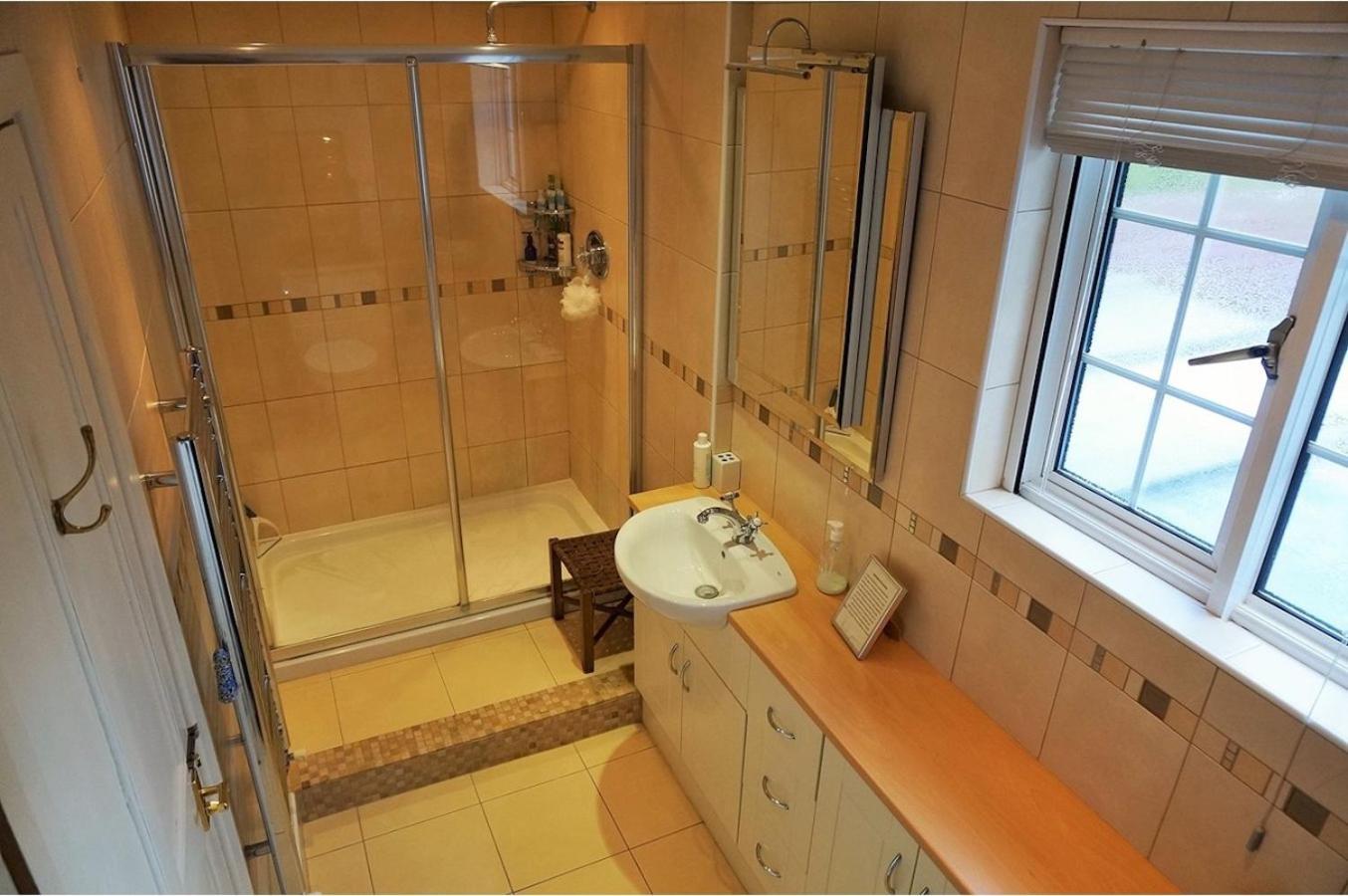 Appartement Let Or In Child Okeford, United Kingdom Child Okeford