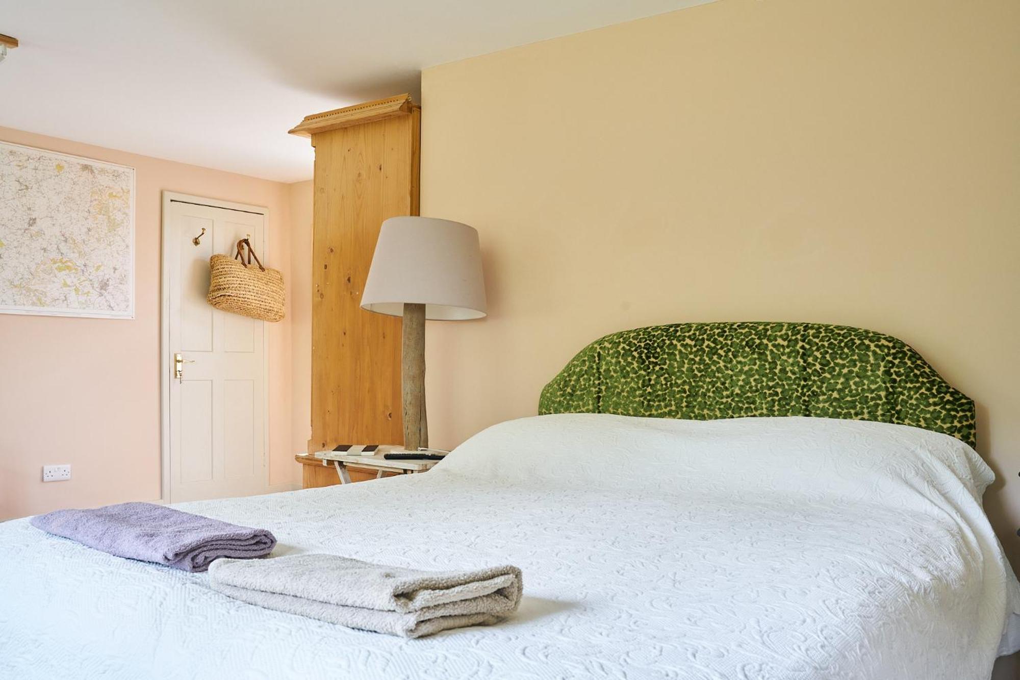 Let Or In Child Okeford, United Kingdom Appartement
